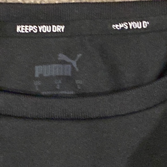 Puma activewear black tee, polyester/nylon white puma logo - Picture 4 of 5